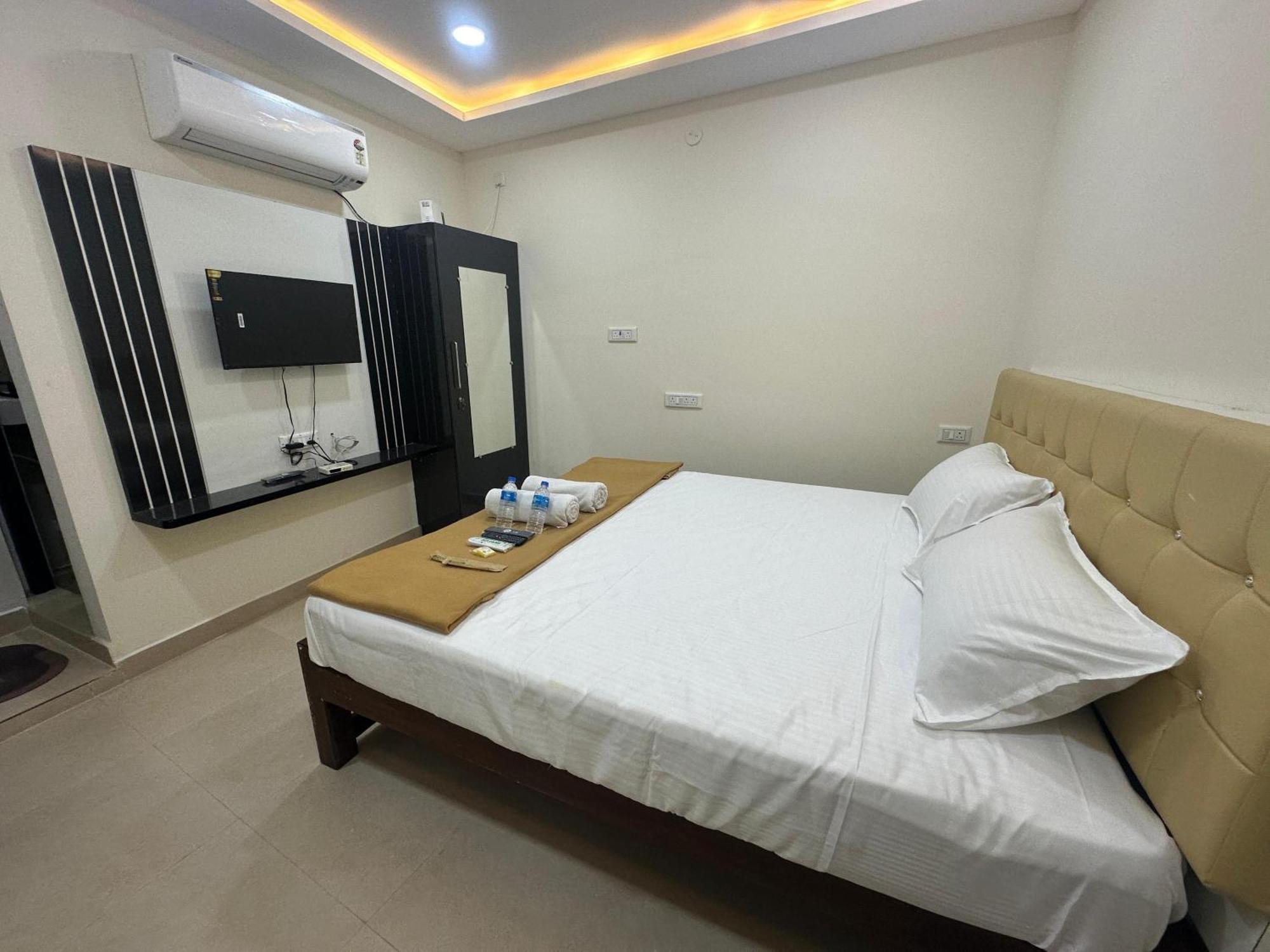 Villa Mahadeepam Residency Tiruvannāmalai Habitación foto